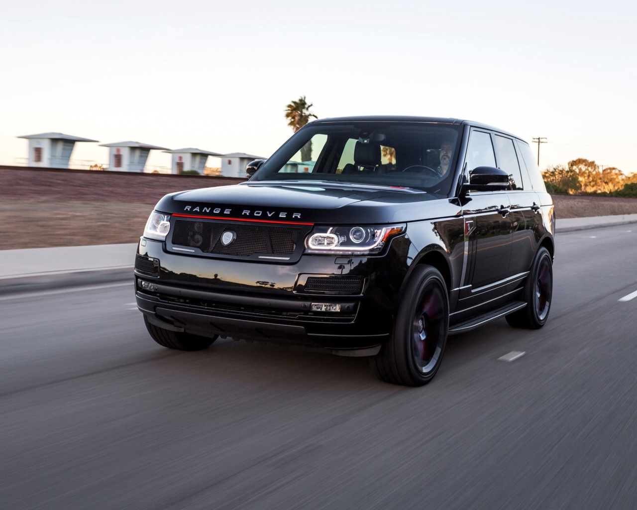 STRUT Land Rover Range Rover wallpaper 1280x1024