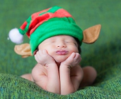 Cute Baby Elf wallpaper 176x144