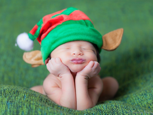 Sfondi Cute Baby Elf 640x480