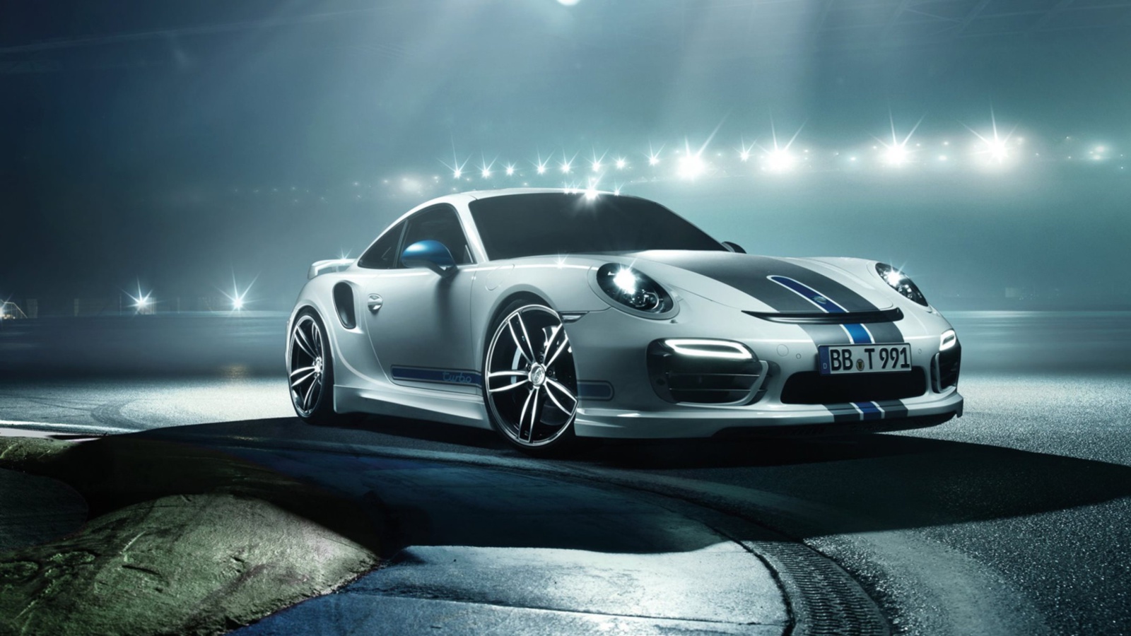 Porsche Racing Car screenshot #1 1600x900