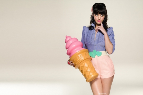 Обои Katy Perry Ice-Cream 480x320