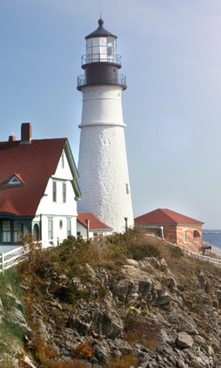 Das Fort Williams Lighthouse Wallpaper 768x1280