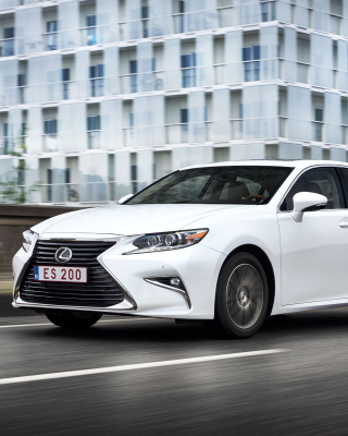 Lexus ES 200 sfondi gratuiti per Samsung S5230W Star WiFi