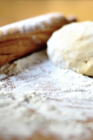 Das Good dough Wallpaper 320x480