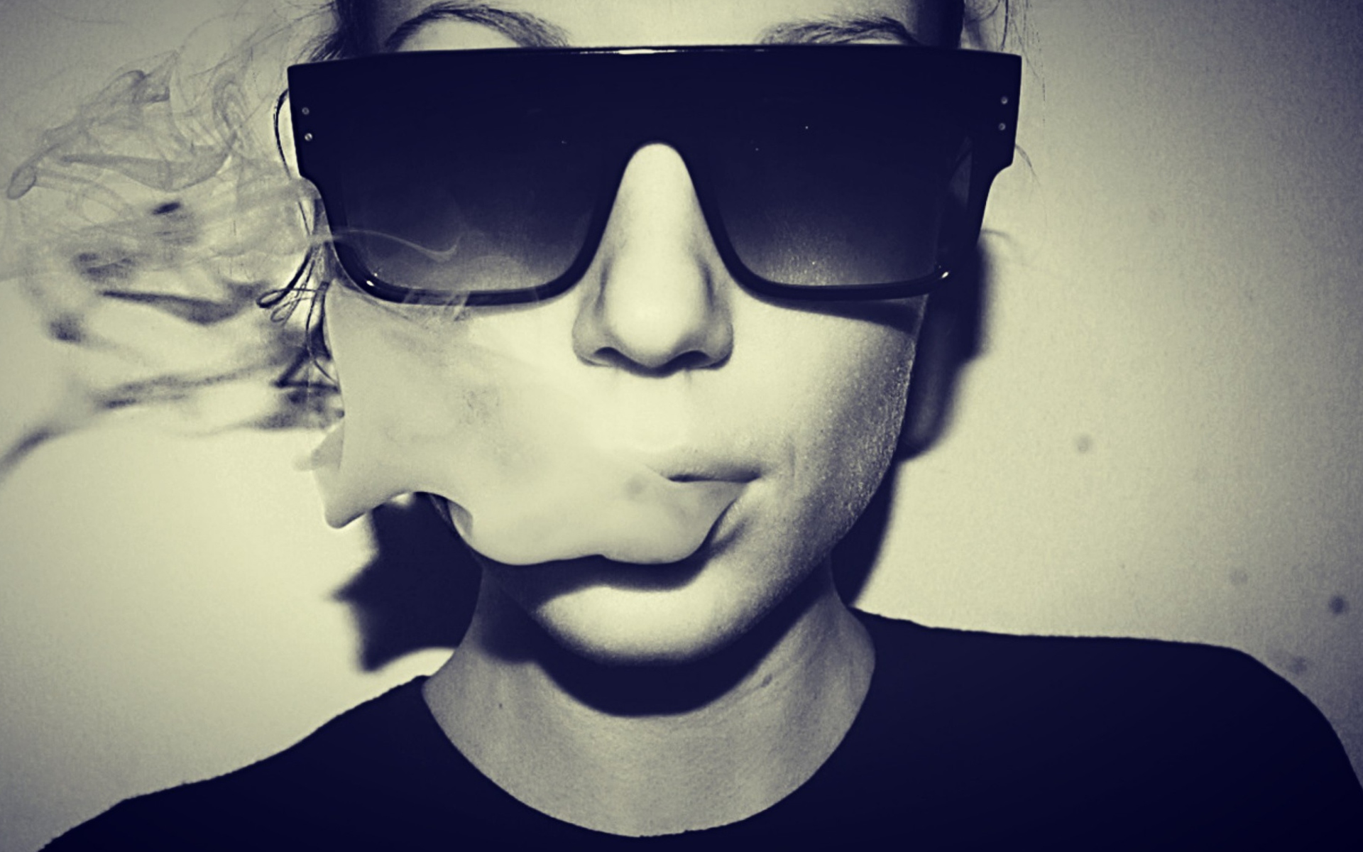 Sunglasses And Smoke wallpaper 1920x1200