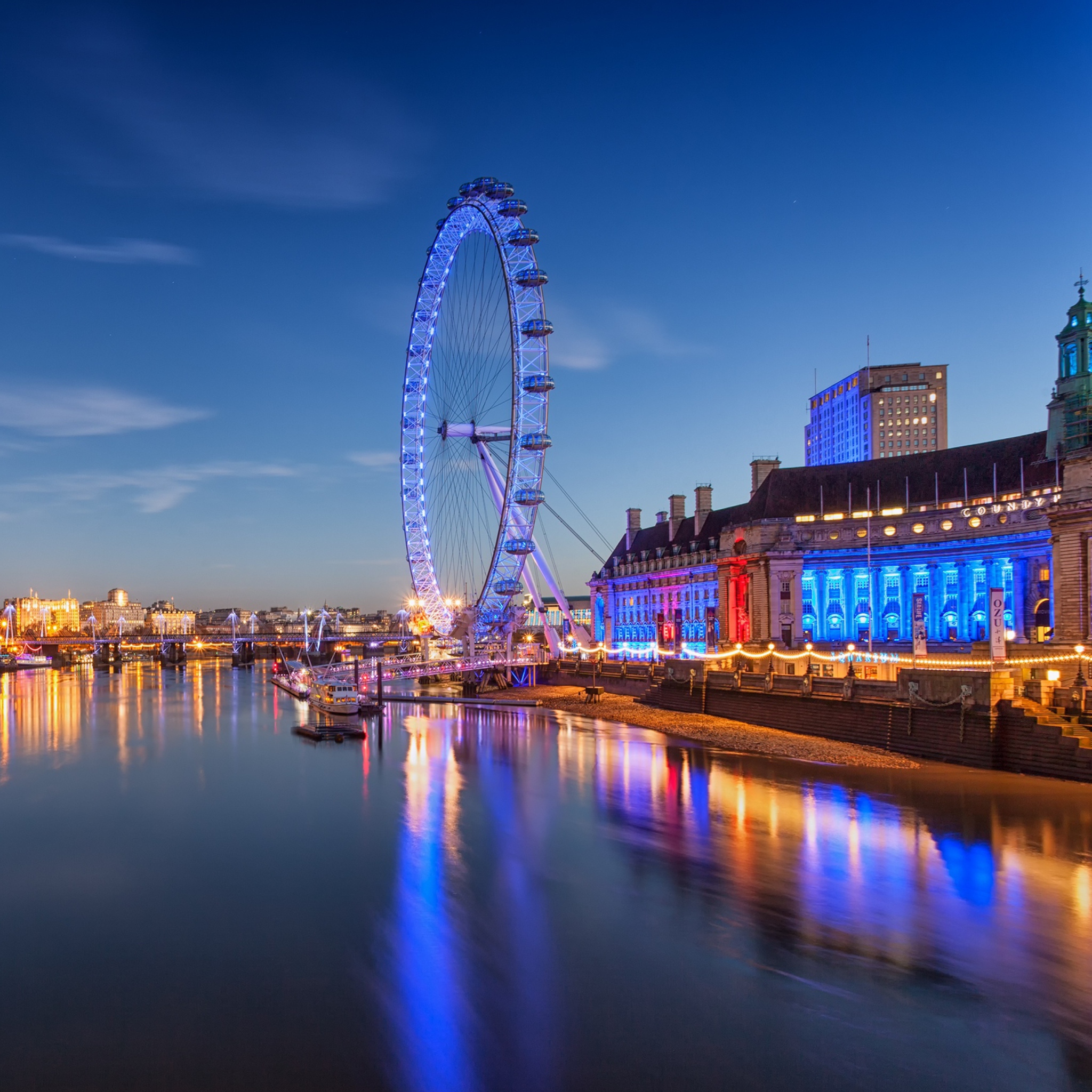 Fondo de pantalla Millennium Wheel 2048x2048