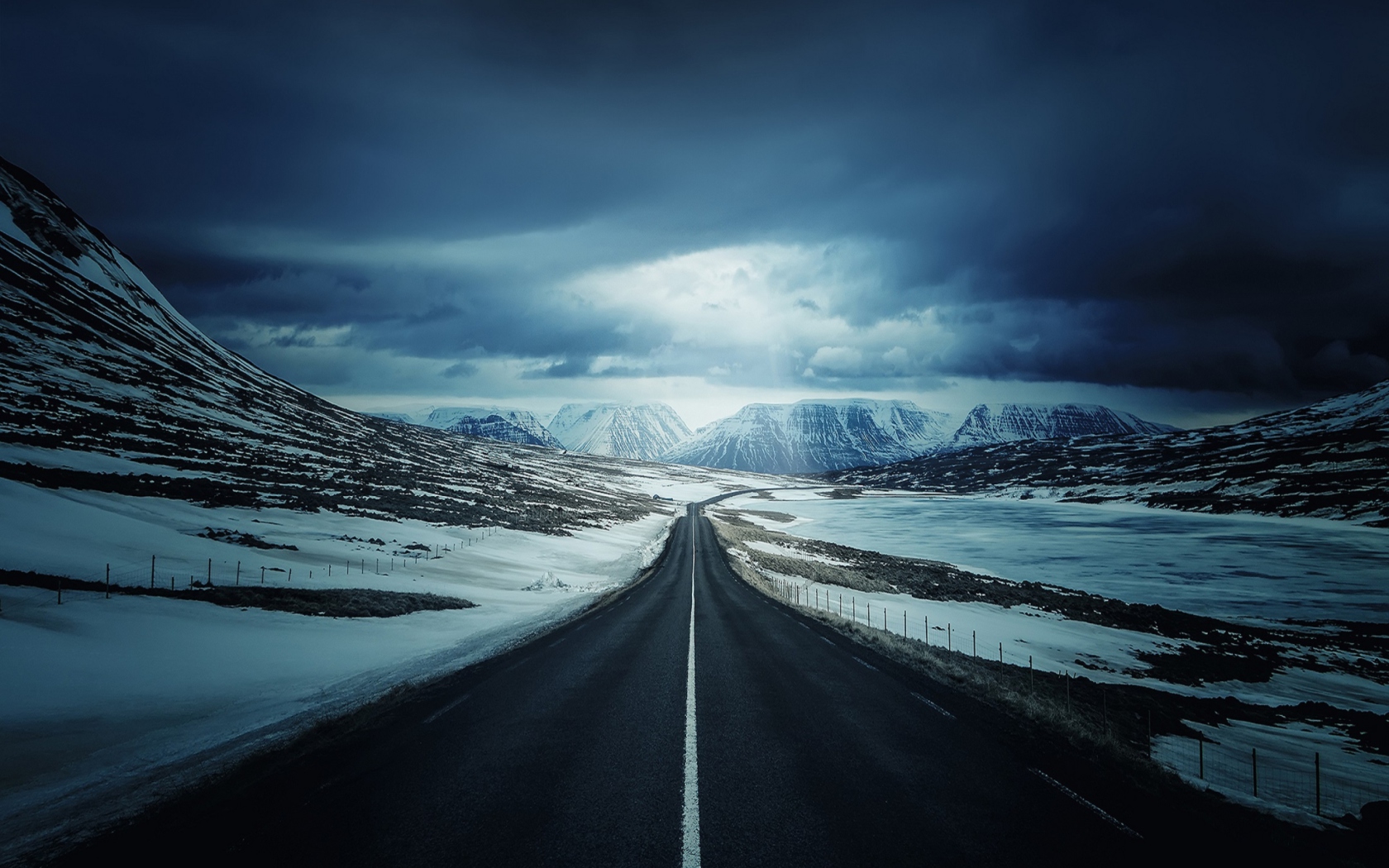 Обои Ring Road - Iceland 1680x1050