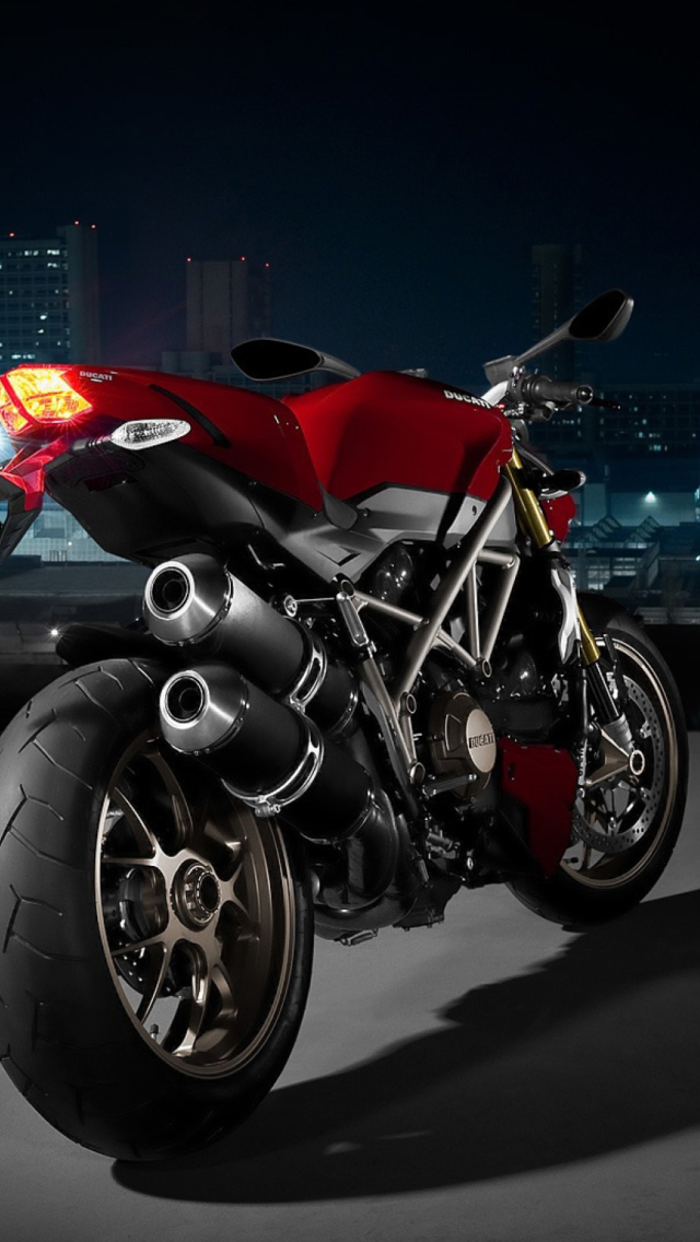 Обои Ducati - Delicious Moto Bikes 640x1136