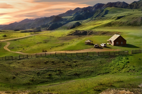 Little House In Mountains wallpaper 480x320