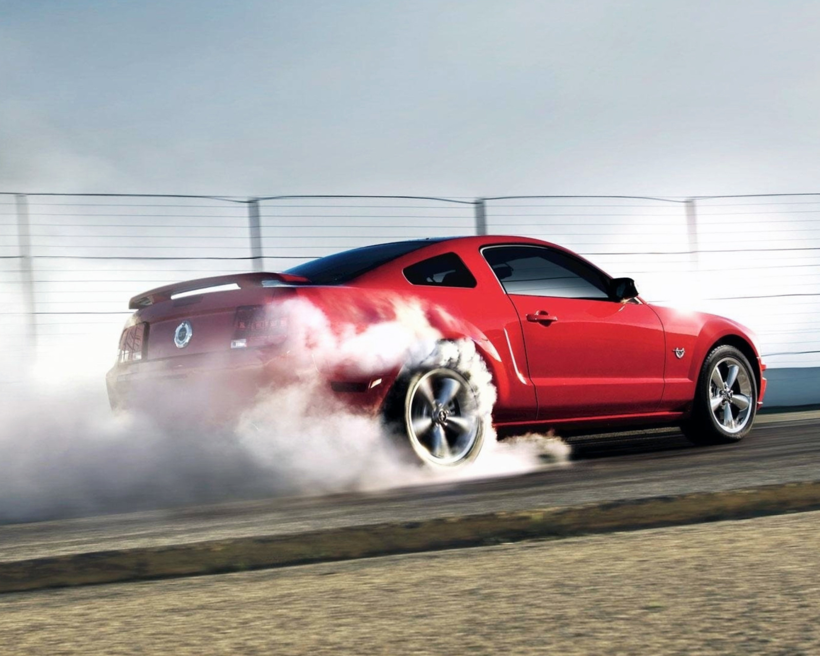 Sfondi Ford Mustang 1600x1280