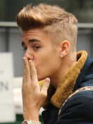 Das Justin Bieber Air Kiss Wallpaper 132x176