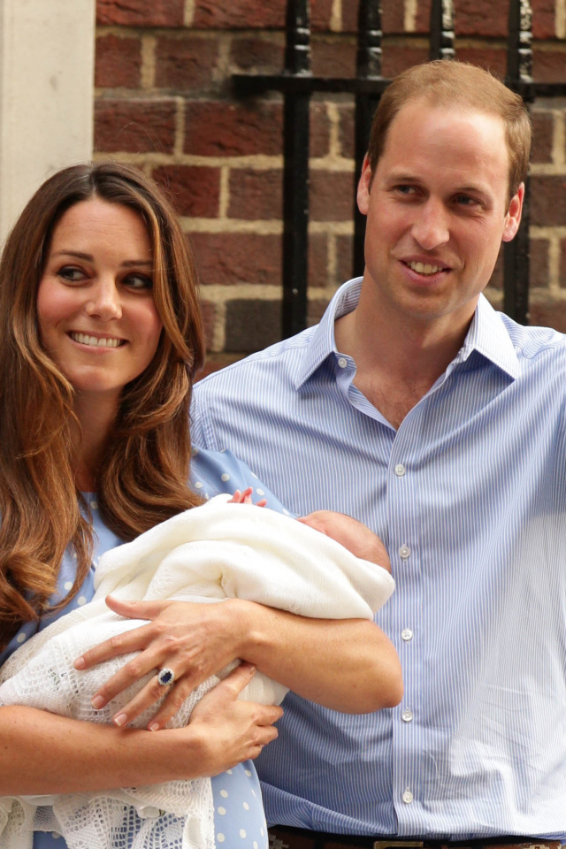 Fondo de pantalla Royal Family Kate Middleton and William Prince 640x960