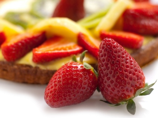 Strawberries Tart screenshot #1 320x240