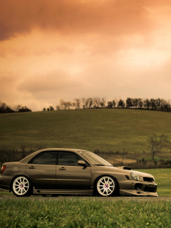 Das Subaru Impreza Wallpaper 240x320