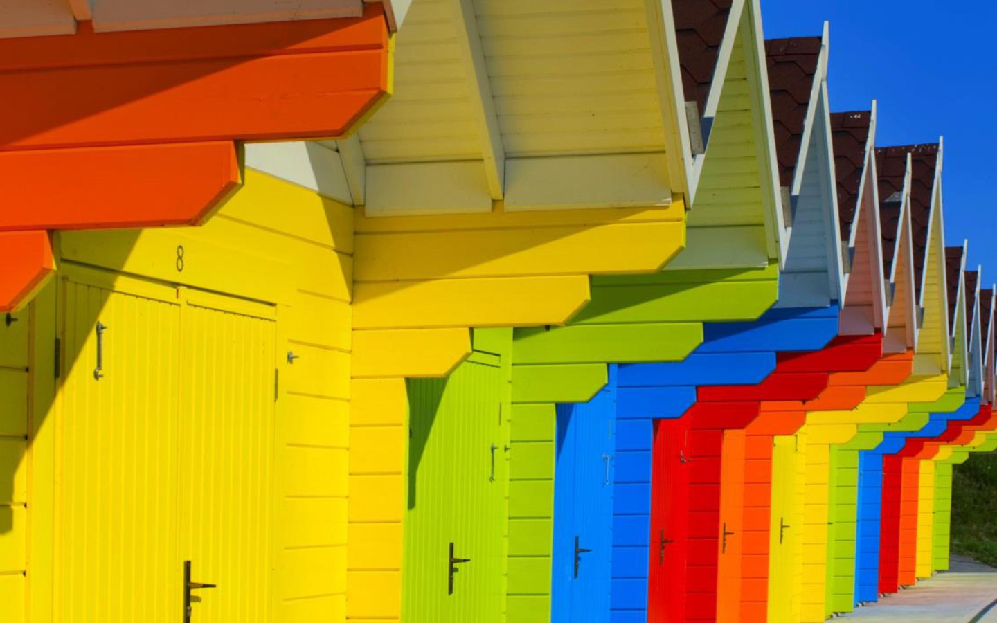 Fondo de pantalla Colorful Houses In Holland 1440x900