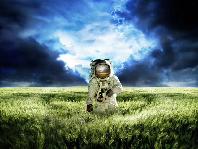 Astronaut On New Planet wallpaper 640x480