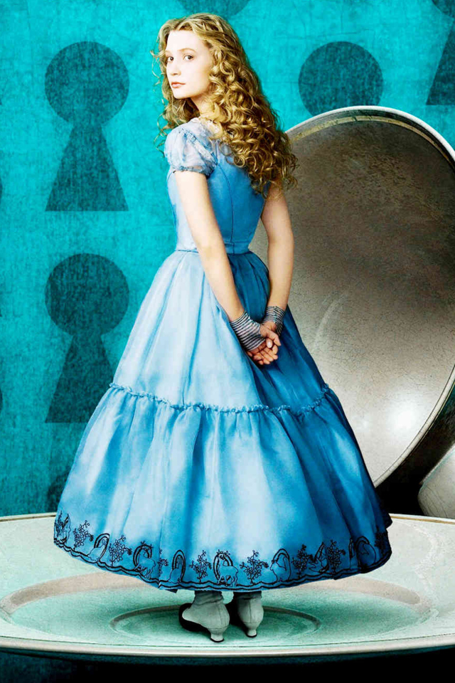 Fondo de pantalla Alice In Wonderland 640x960
