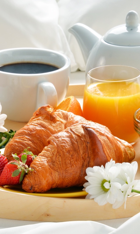 Breakfast with croissant and musli wallpaper 480x800