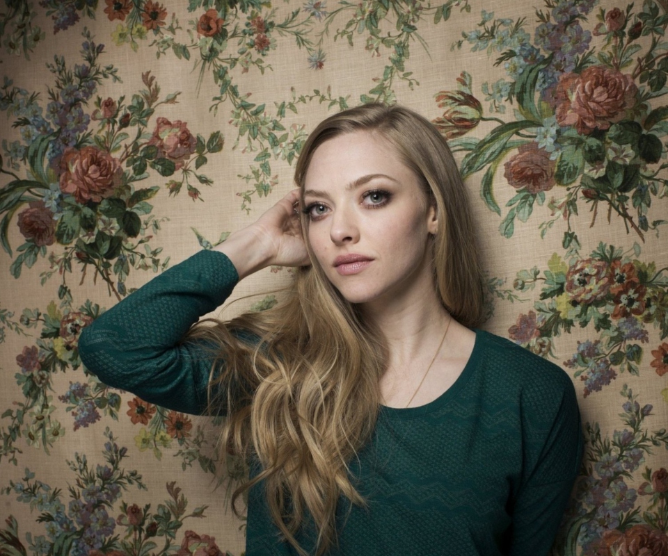 Fondo de pantalla Amanda Seyfried 960x800