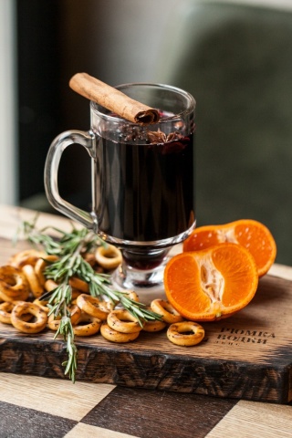 Hot Mulled Wine wallpaper 320x480