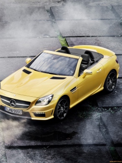 Das Mercedes-Benz Convertible Wallpaper 240x320