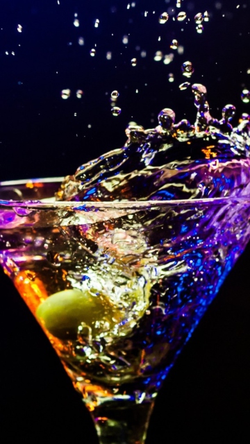 Martini With Olive wallpaper 360x640