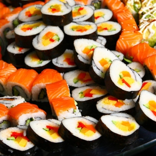 Japanese Sushi Rolls - Obrázkek zdarma pro iPad mini 2