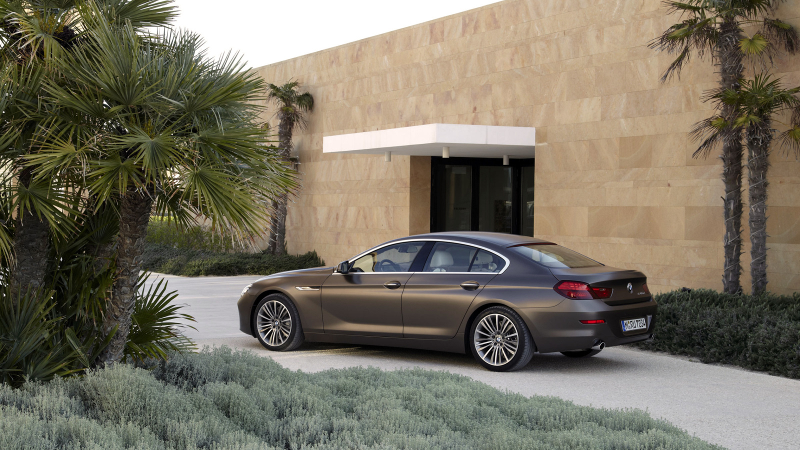 BMW 6 Series screenshot #1 1600x900