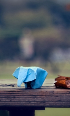Fondo de pantalla Blue Elephant Origami 240x400