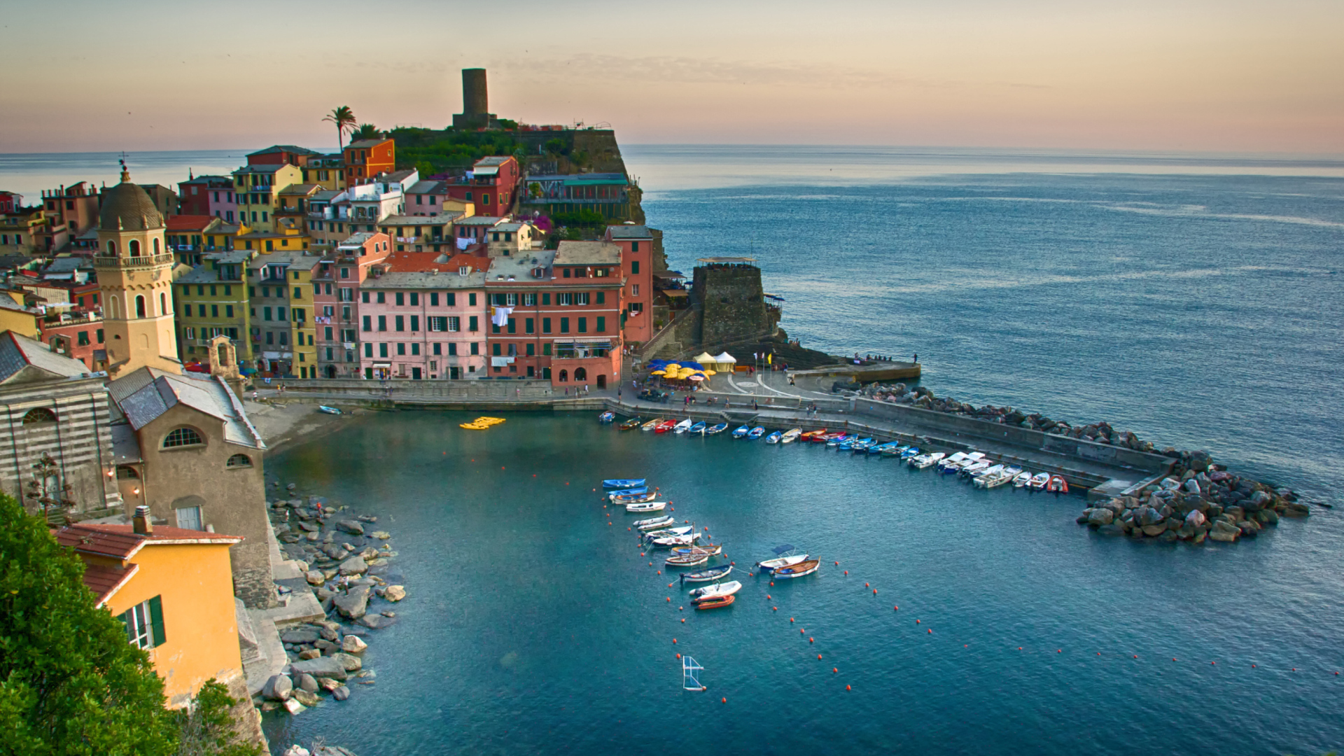 Fondo de pantalla Vernazza, Cinque Terre, Italy, Ligurian Sea 1920x1080