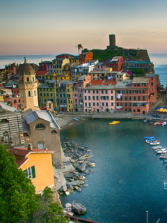 Screenshot №1 pro téma Vernazza, Cinque Terre, Italy, Ligurian Sea 240x320