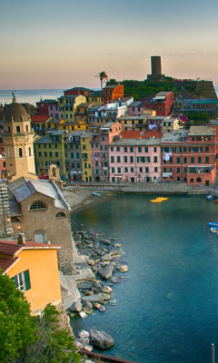 Vernazza, Cinque Terre, Italy, Ligurian Sea wallpaper 240x400