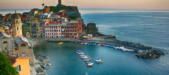 Vernazza, Cinque Terre, Italy, Ligurian Sea wallpaper 720x320