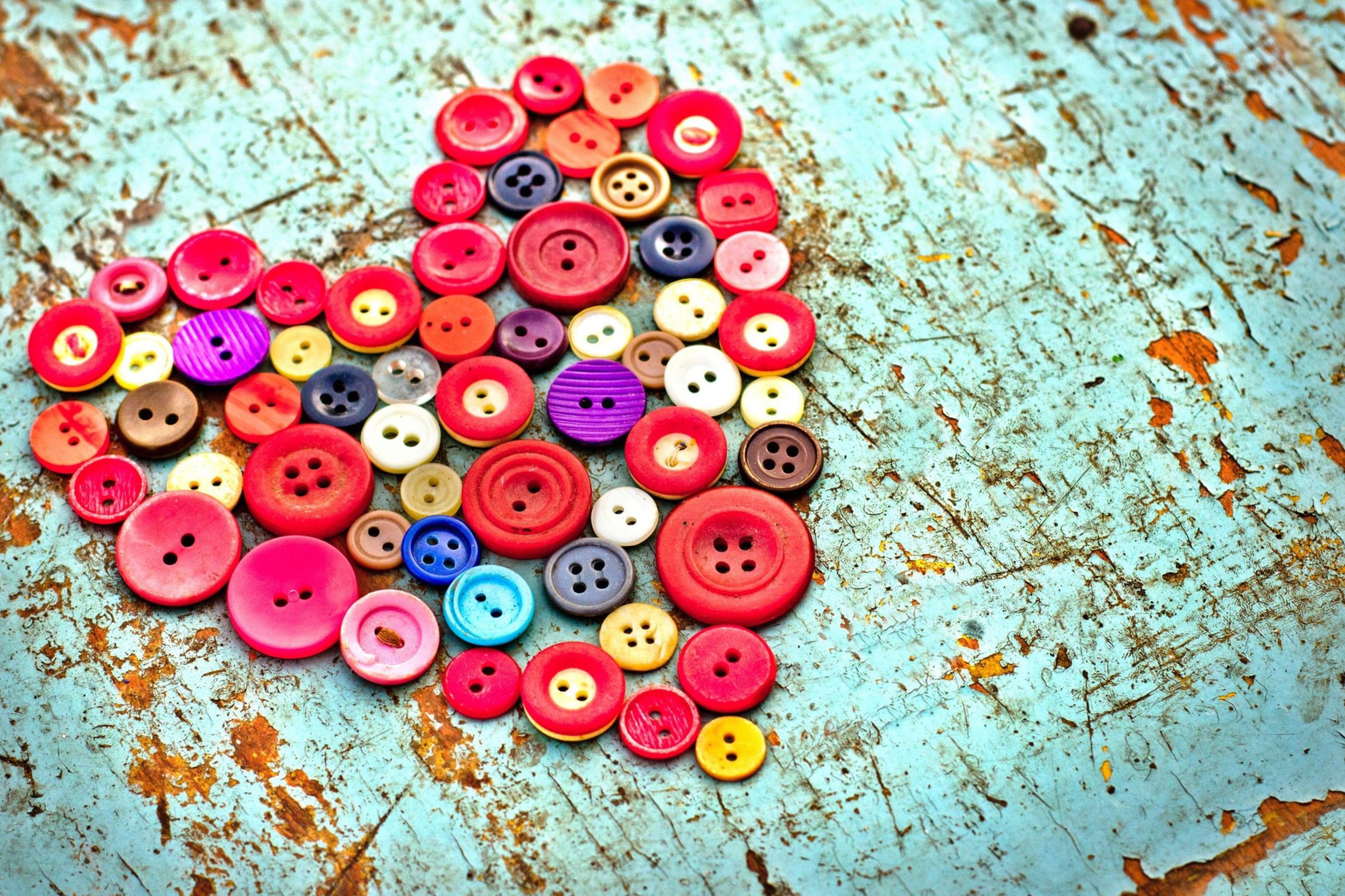 Обои Heart of the Buttons 2880x1920