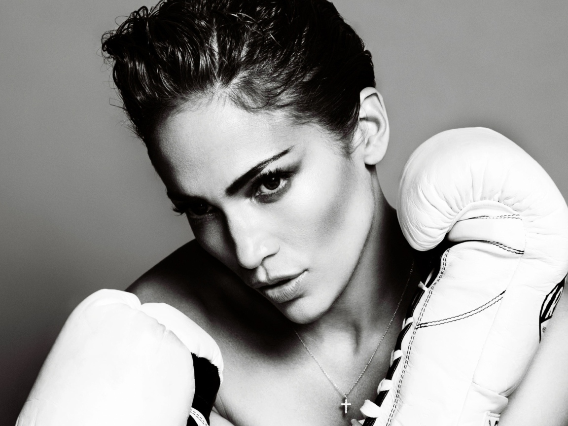 Обои Jennifer Lopez Boxing 1152x864