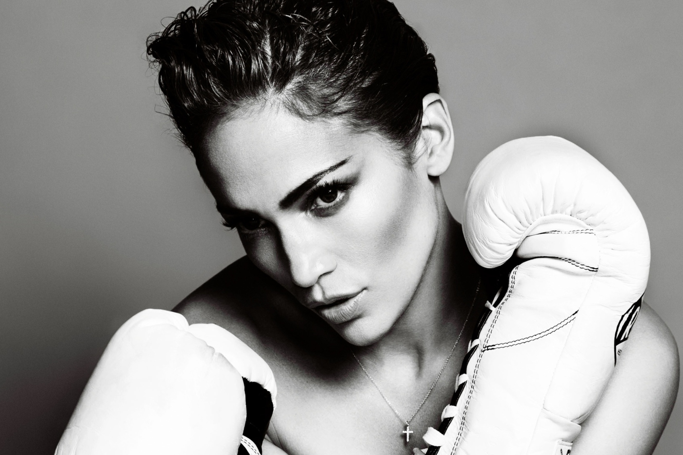 Jennifer Lopez Boxing wallpaper 2880x1920