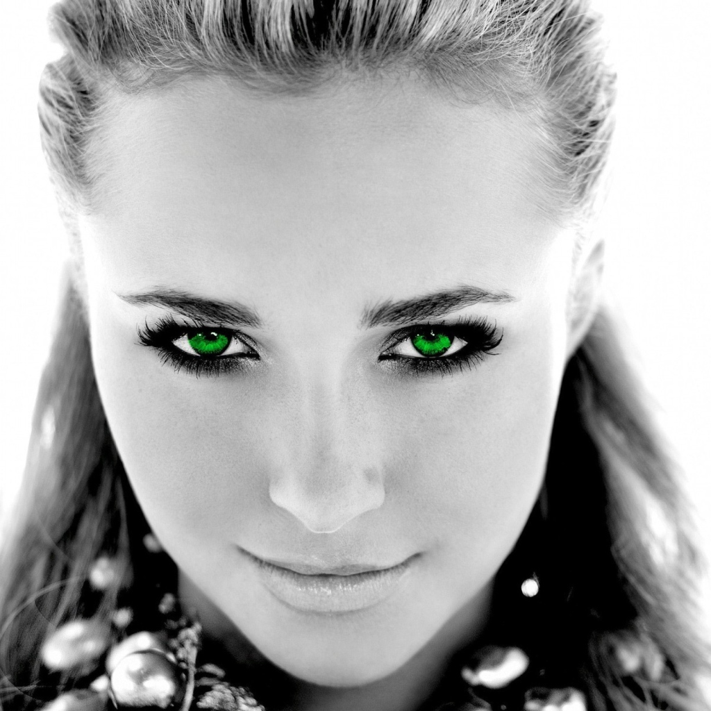 Fondo de pantalla Girl With Green Eyes 1024x1024