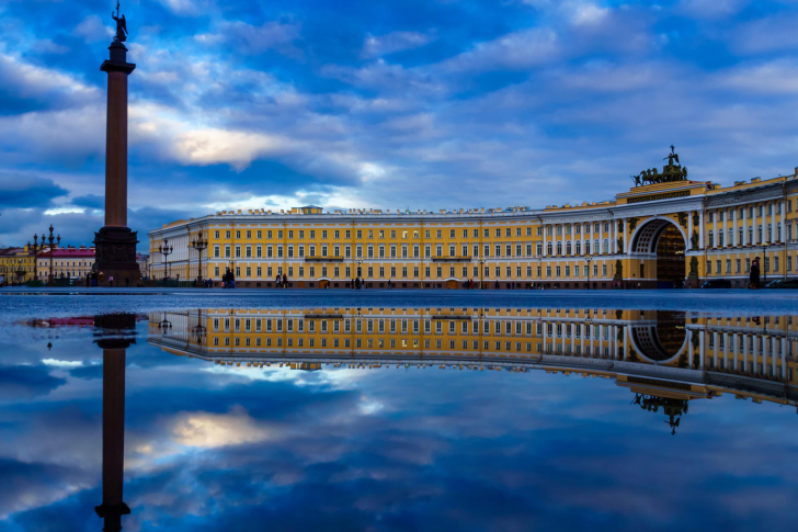 Das Saint Petersburg, Winter Palace, Alexander Column Wallpaper