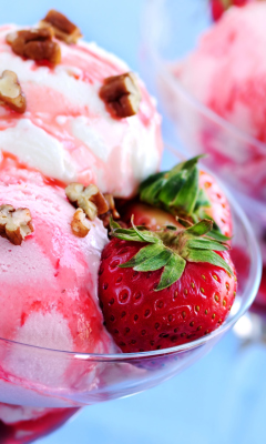 Das Strawberry Ice Cream Wallpaper 240x400