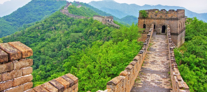 Great Wonder Wall in China wallpaper 720x320