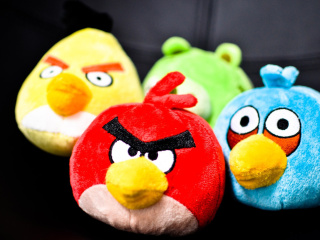 Das Plush Angry Birds Wallpaper 320x240