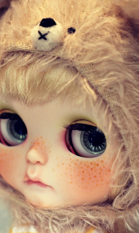 Cute Doll With Freckles wallpaper 480x800