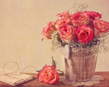 Vintage Roses wallpaper 220x176