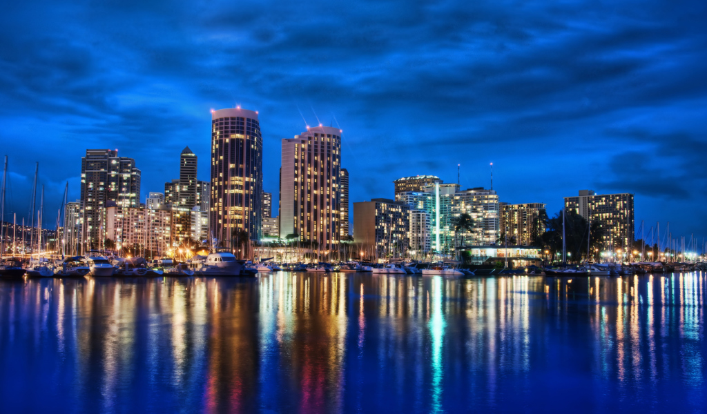 Обои Waikiki Skyline At Night Hawaii 1024x600