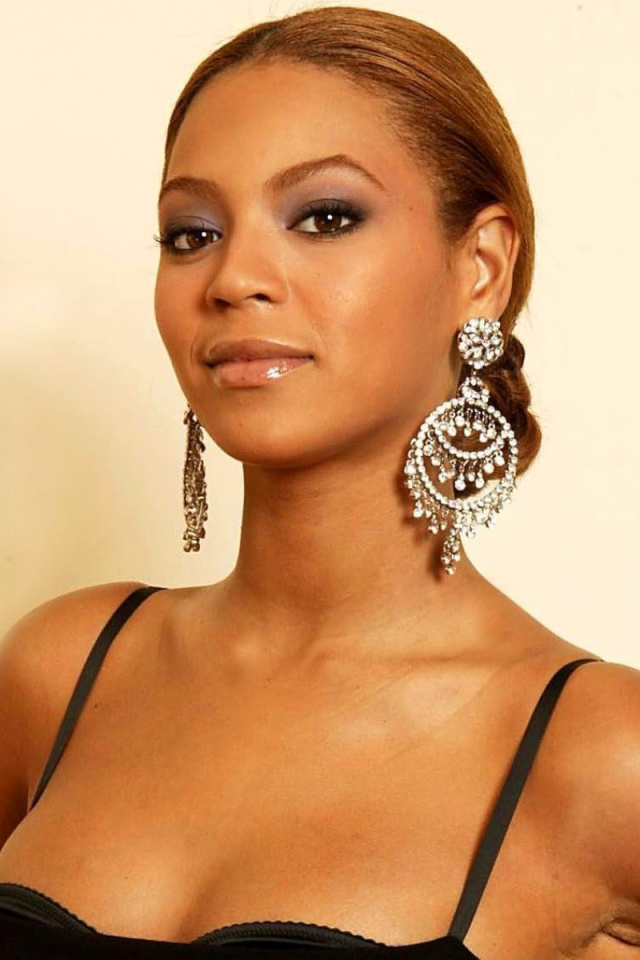 Das Beyonce Wallpaper 640x960
