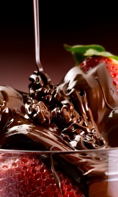 Fondo de pantalla Chocolate Covered Strawberries 240x400