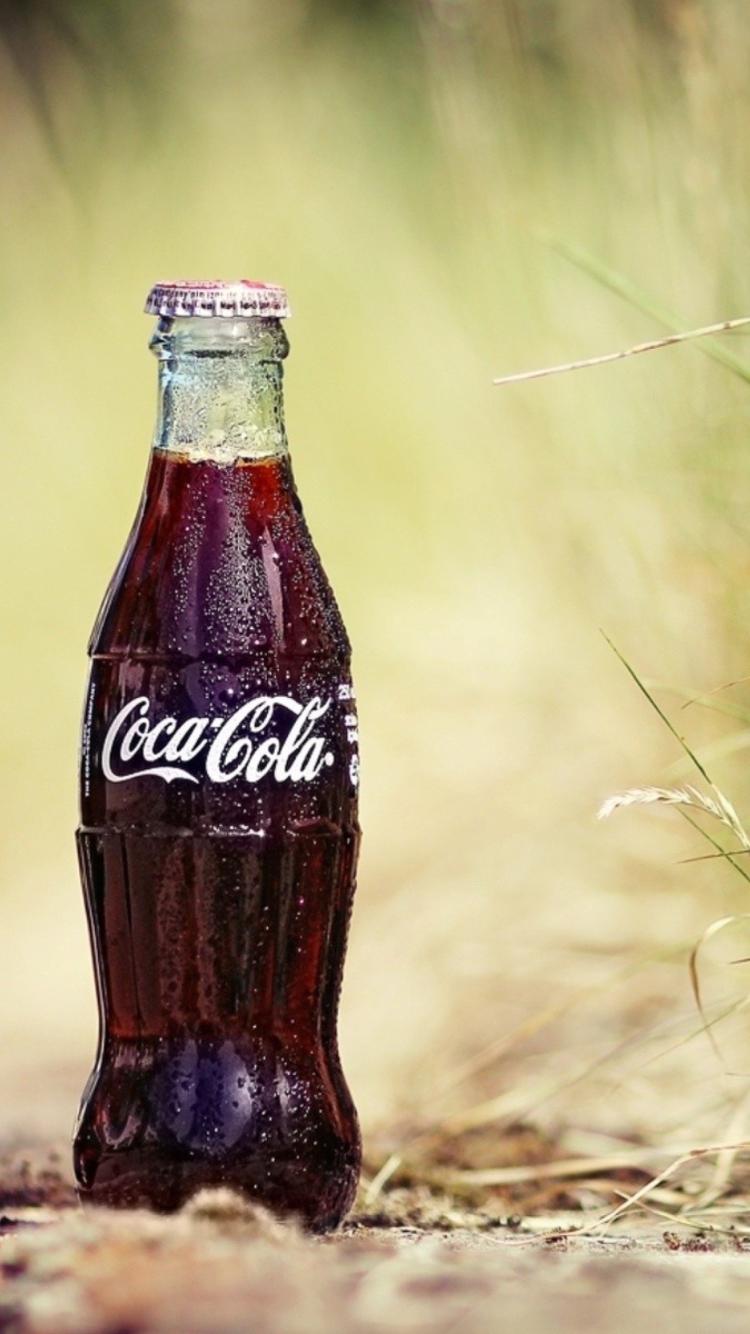 Das Bottle Of Coke Wallpaper 750x1334