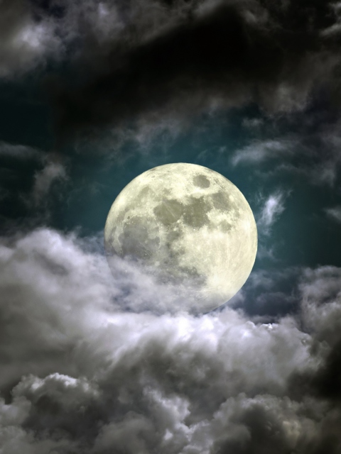 Обои Full Moon Behind Heavy Clouds 480x640