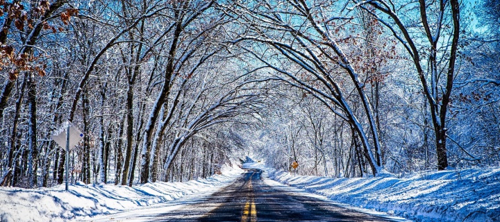 Winter Tunnel screenshot #1 720x320