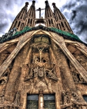 Das Sagrada Familia - Barcelona Wallpaper 128x160